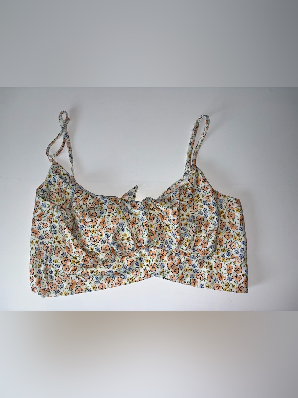 Altar’d State Floral Crop Top Tie Back Ruffle Bust Medium